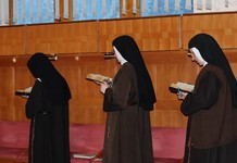 korna molitev sester v karmelu v Sori